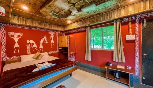 Traditional Room, City View