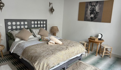 Deluxe Double Room, 1 Bedroom, Non Smoking, Private Bathroom