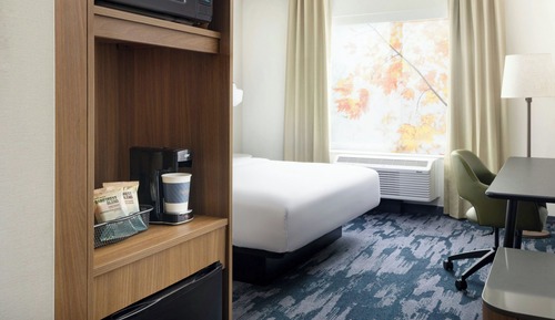 Standard Room, 1 King Bed