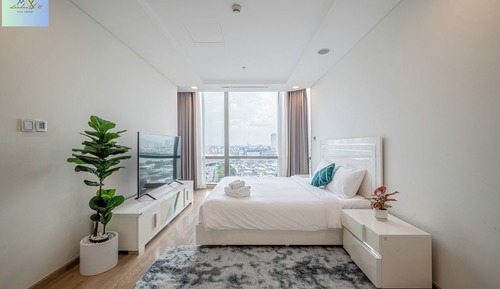 Signature Apartment, 4 Bedrooms, Balcony, City View