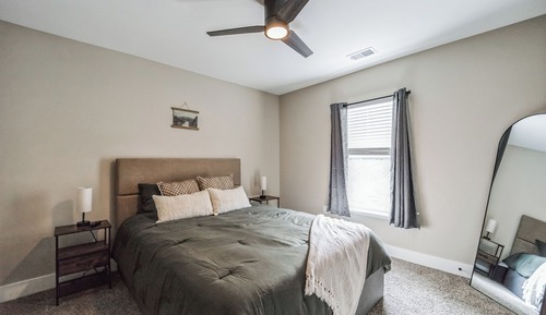 Deluxe Condo, Multiple Bedrooms, Non Smoking, Patio