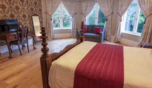 Deluxe Double Room, Garden View