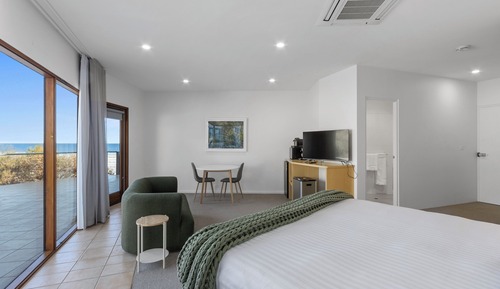 Deluxe Single Room