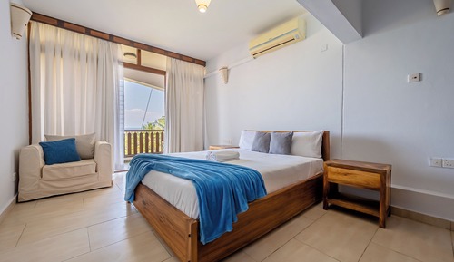 Standard Apartment, Beach View