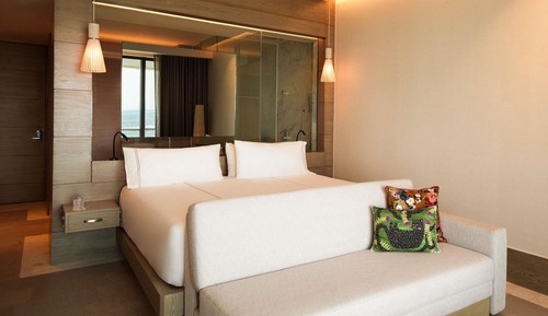 SLS Elite Specialty Suite