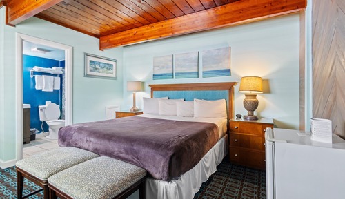 Room, 1 King Bed, Balcony, Garden View (Oceanfront Inn Room #9)