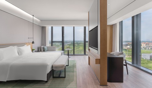 Premium Room, 1 King Bed