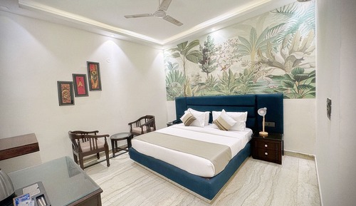 Deluxe Double or Twin Room