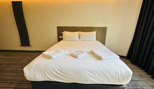 Deluxe Double Room, 1 King Bed, Non Smoking, City View