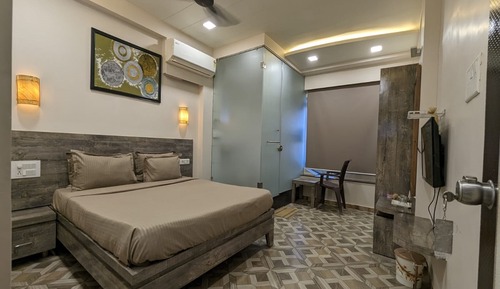 Classic Double Room, City View