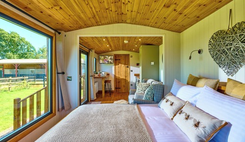 Luxury Cabin, Valley View