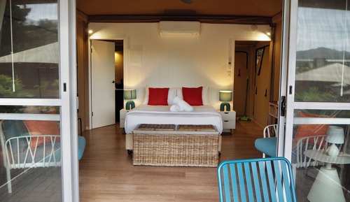 Deluxe Suite, 1 Queen Bed (Tent 1)