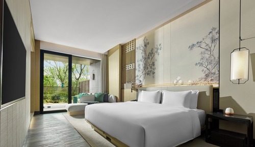 Courtyard Wellbeing Room - King