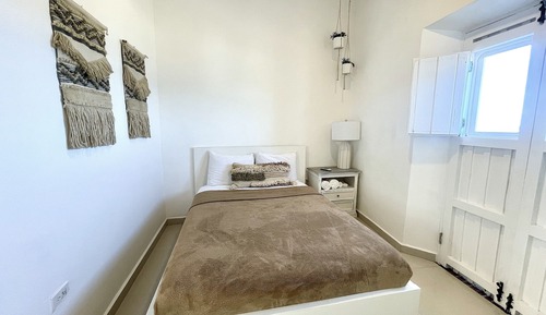 Luxury Apartment, Ocean View (266 Norzagaray Apt 2)