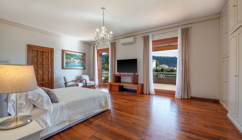 Superior Room, Partial Sea View