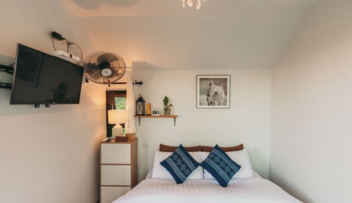 Double House with Air conditioning, Hill View