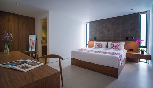 2BR Villa Harmony | Pool Villa with Shared Sauna, Concierge