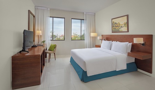 Standard Room, 1 Queen Bed