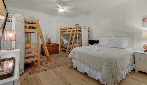 House, Multiple Beds, Patio, Garden View (Made in the Shade)