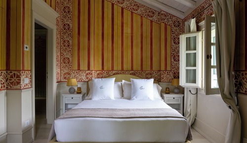 Suite, 1 King Bed