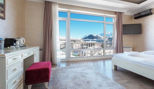 Junior Suite, Mountain View