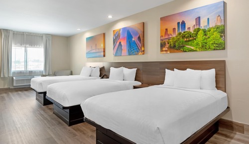 Standard Room, Multiple Beds, Non Smoking