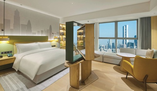 Suite, 1 King Bed