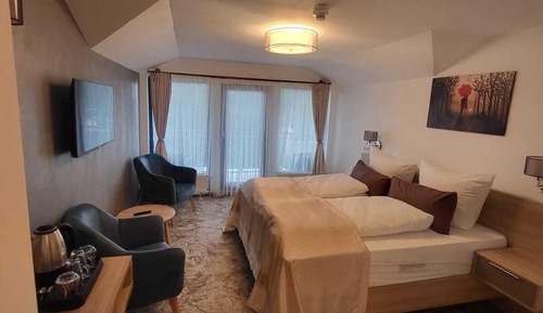 Deluxe Single Room