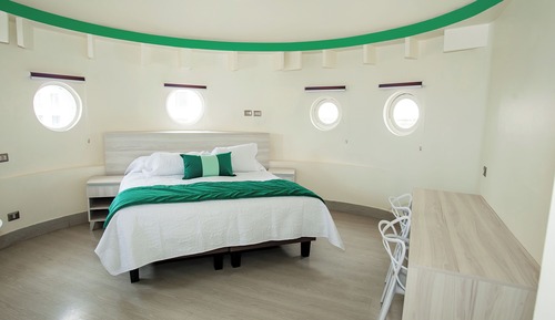 Deluxe Double Room, 1 King Bed, Balcony