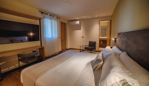 Superior Double Room, City View