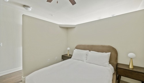 Classic Studio (Self Check-in with Virtual Front Desk)