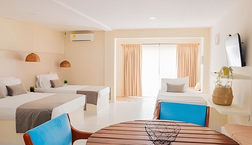 Deluxe Suite