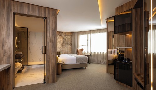 Classic Room, Multiple Beds