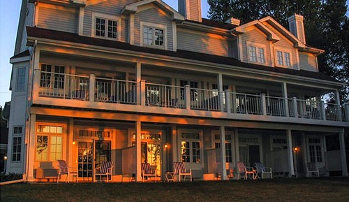 Room, 1 King Bed, Fireplace, Lake View