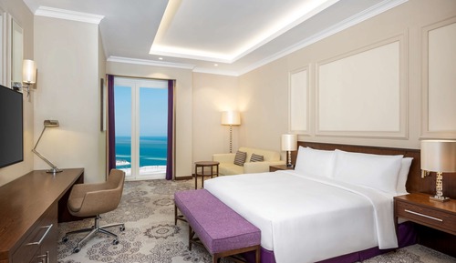 Deluxe Room, 1 King Bed, Sea View