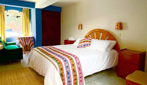 Comfort Room, Mountain View