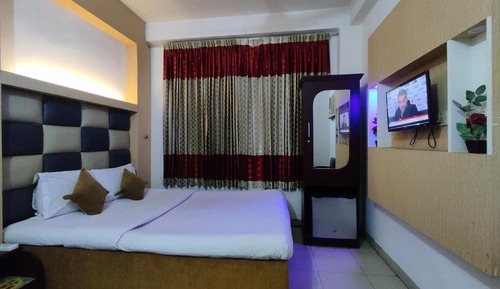 Deluxe Single Room