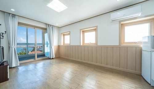 Basic Room, 1 Bedroom (301)