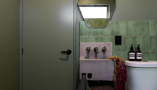 Comfort Room, 1 Queen Bed, Private Bathroom, City View