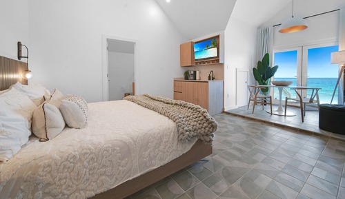 Deluxe Room, 1 Queen Bed, Ocean View
