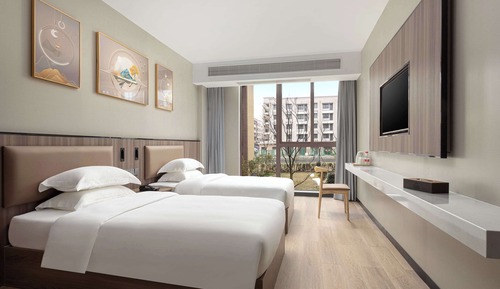 Deluxe Room, 2 Twin Beds, Non Smoking