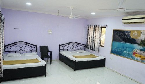 Gallery Shared Dormitory