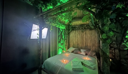 Romantic Double or Twin Room, 3 Bedrooms, Non Smoking, City View