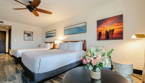 Deluxe Room, 2 Queen Beds, Mobility Accessible, Balcony