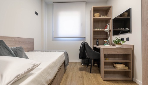 Single in apartment