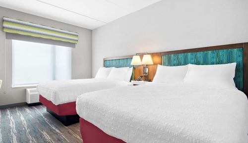 Room, 2 Queen Beds, Accessible (Roll-In Shower)