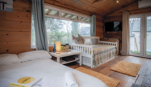 Apartment (1 Bedroom)