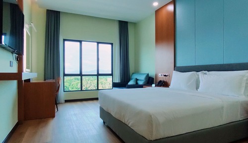 Deluxe Room, 1 King Bed