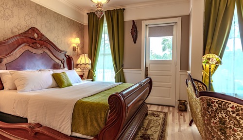 Family Twin Room