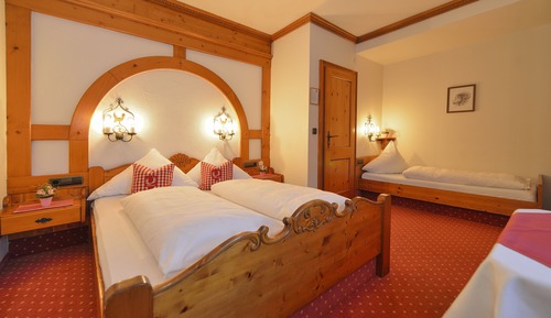 Basic Triple Room